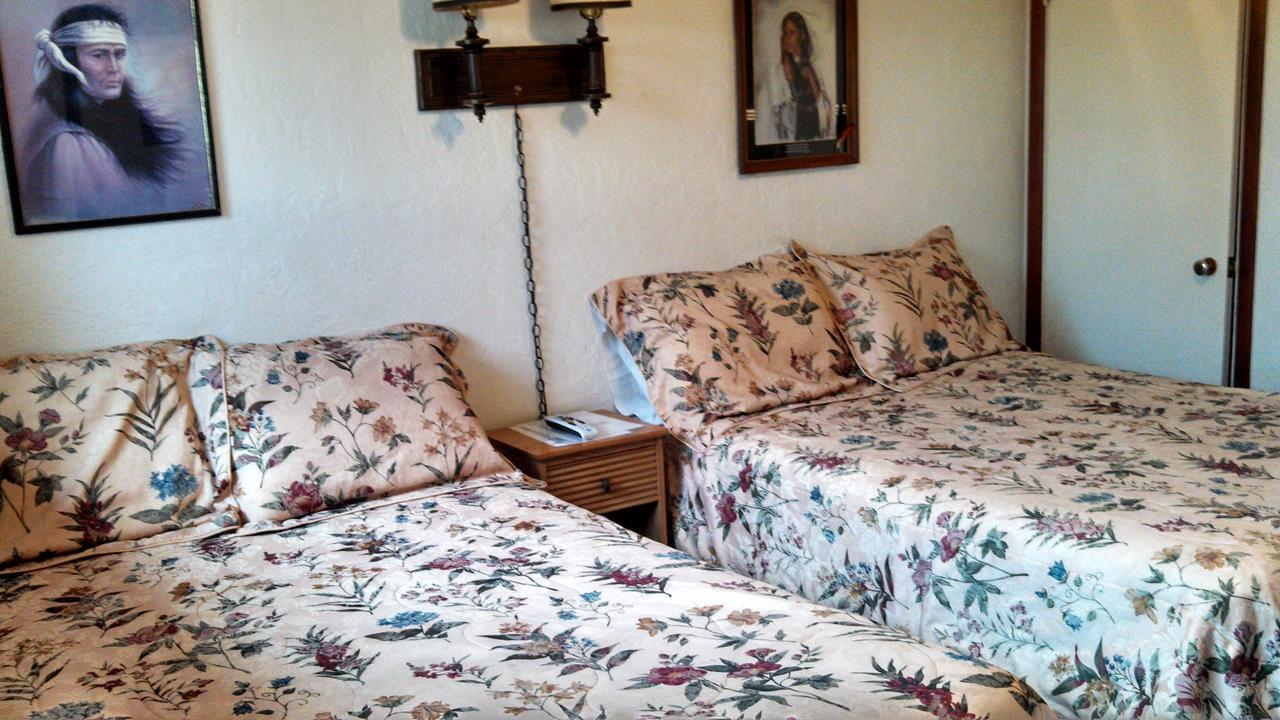 Swiss Mountain Motel Thayne エクステリア 写真